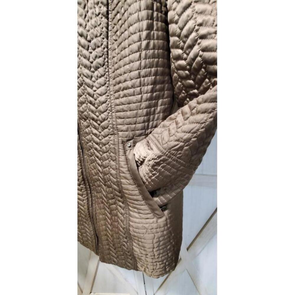 Dawn Levy Quilted Taupe Utility Jacket - Picture 4 of 9